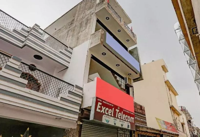 Hotelli Oyo 81467 Excel Home Stay