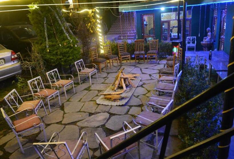 فندق Neelgiri Manali Diaries