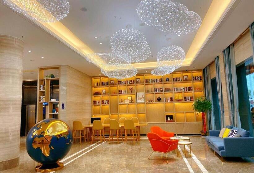 Kyriad Hotel Pingxiang Wanlong Bay Branch