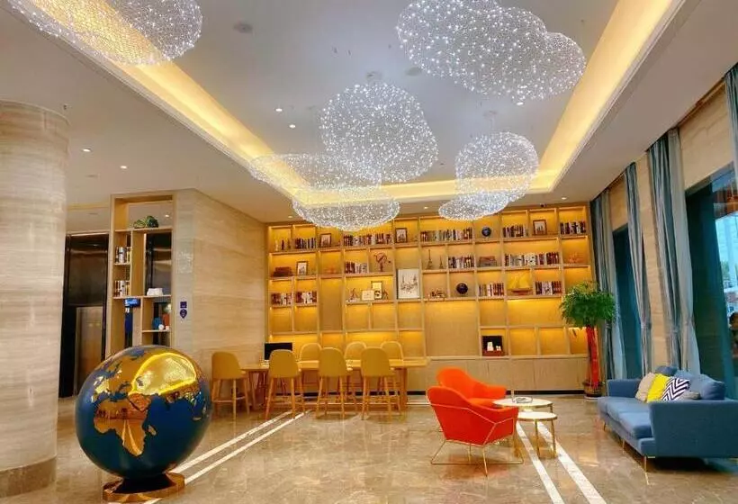 Kyriad Hotel Pingxiang Wanlong Bay Branch