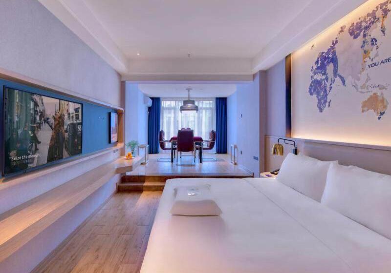 Kyriad Hotel Pingxiang Wanlong Bay Branch