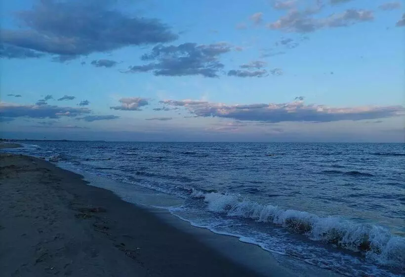 Kyriad Marvelous Hotel Qinhuangdao Nandaihe