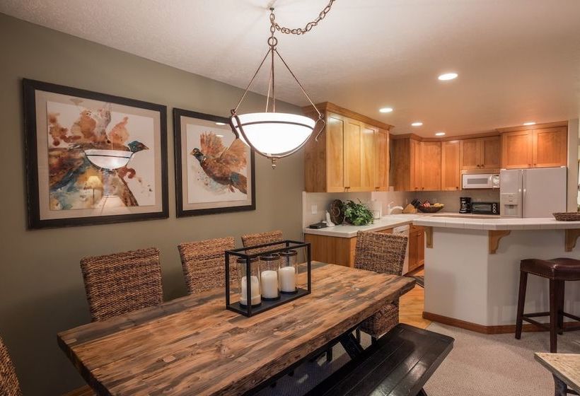 Abode In Deer Lake Village At Deer Valley