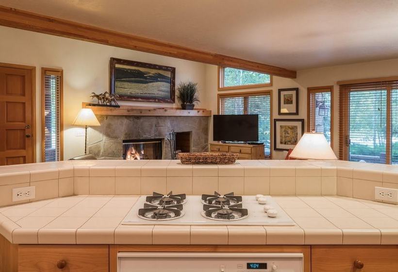 Abode In Deer Lake Village At Deer Valley