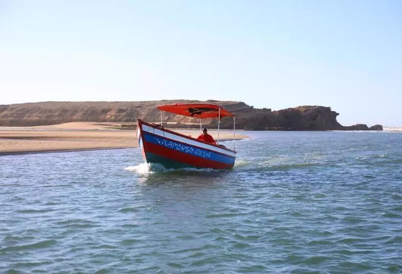 تختخواب و صبحانه El Manzar