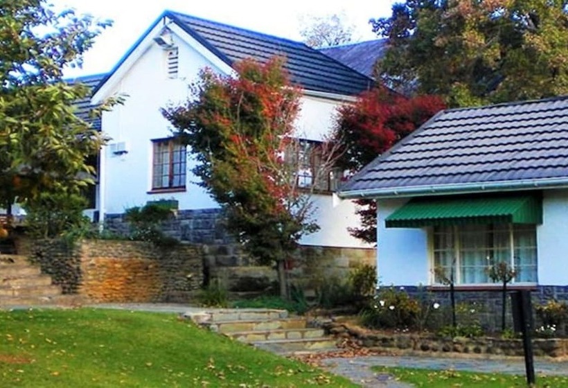 פונדק Himeville Arms