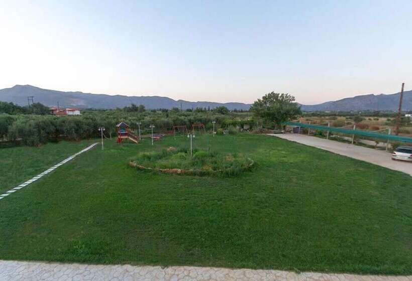 Отель Aquamarine