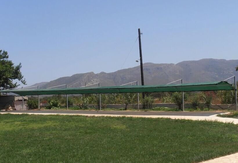 Отель Aquamarine