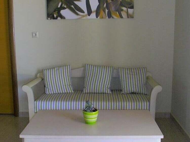 Отель Aquamarine