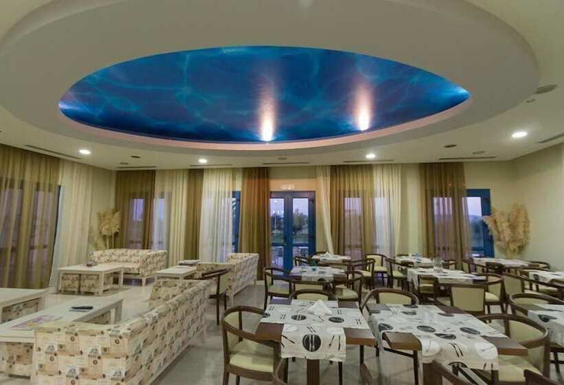 Отель Aquamarine