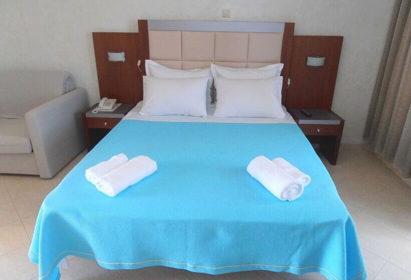 Отель Aquamarine