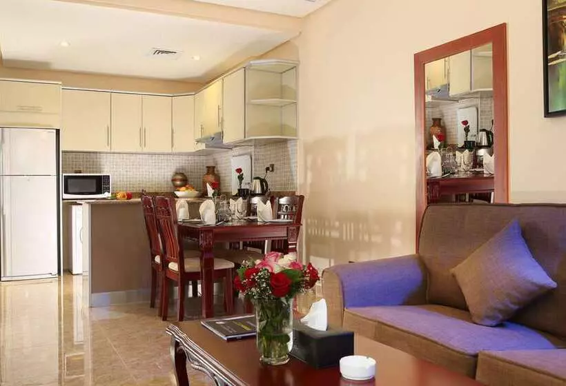 ホテル Best Western Plus Salmiya