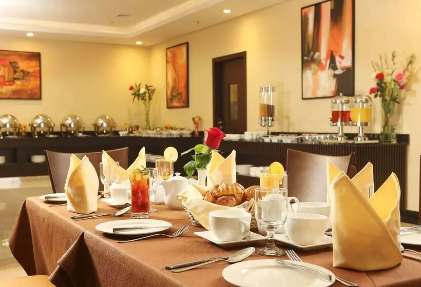 ホテル Best Western Plus Salmiya
