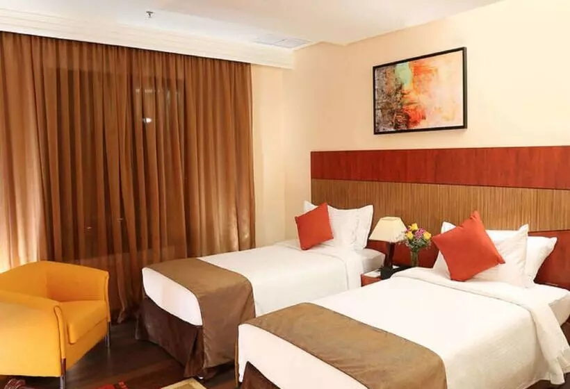 ホテル Best Western Plus Salmiya