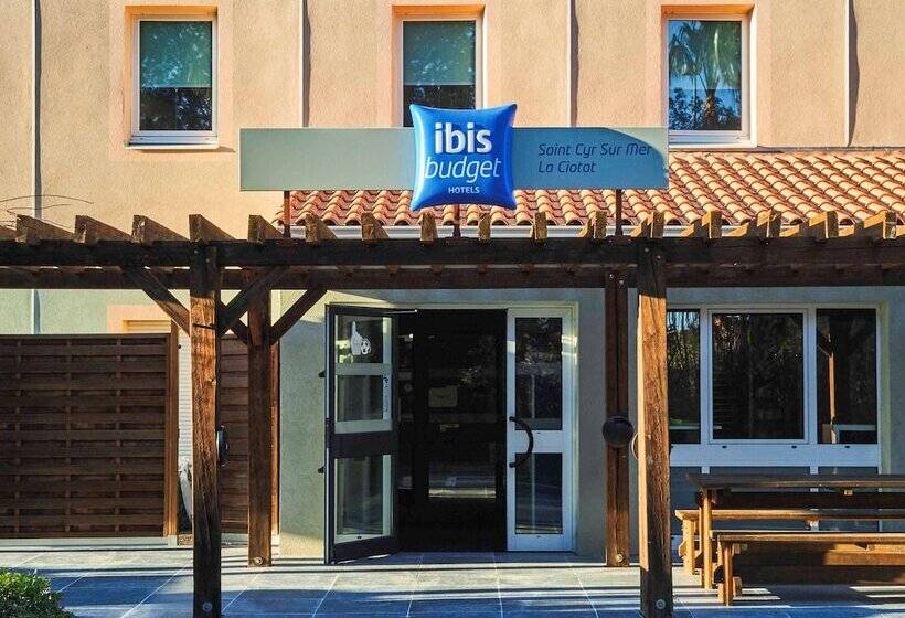 Отель Ibis Budget Saint Cyr Sur Mer La Ciotat