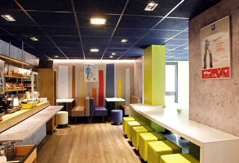 Отель Ibis Budget Saint Cyr Sur Mer La Ciotat