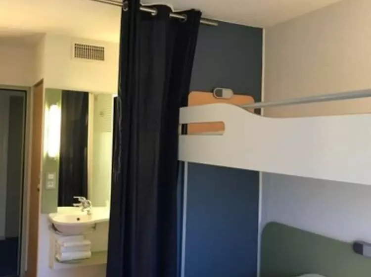 ホテル Ibis Budget Saint Cyr Sur Mer La Ciotat
