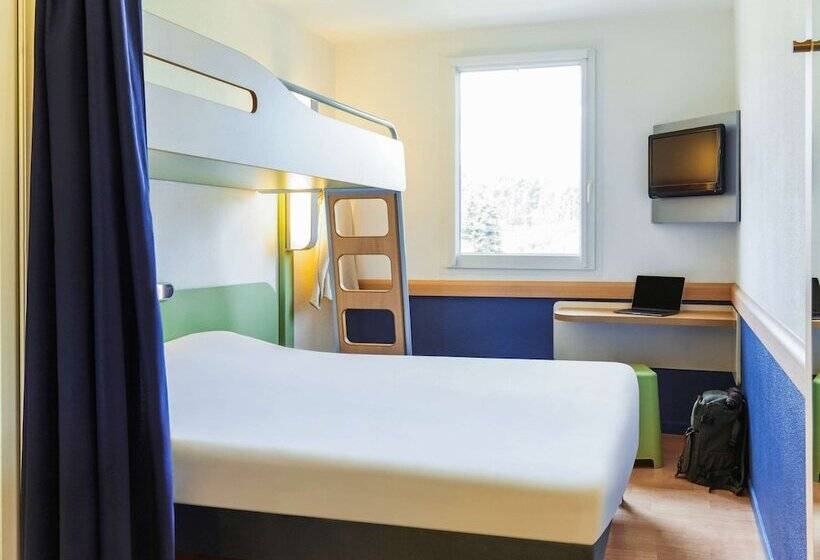 Отель Ibis Budget Saint Cyr Sur Mer La Ciotat