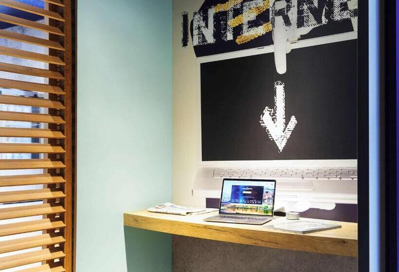 Отель Ibis Budget Saint Cyr Sur Mer La Ciotat