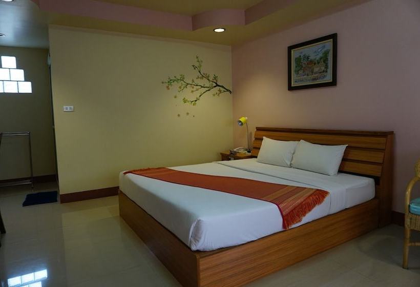 Otel Kumkaew Tawon Palace