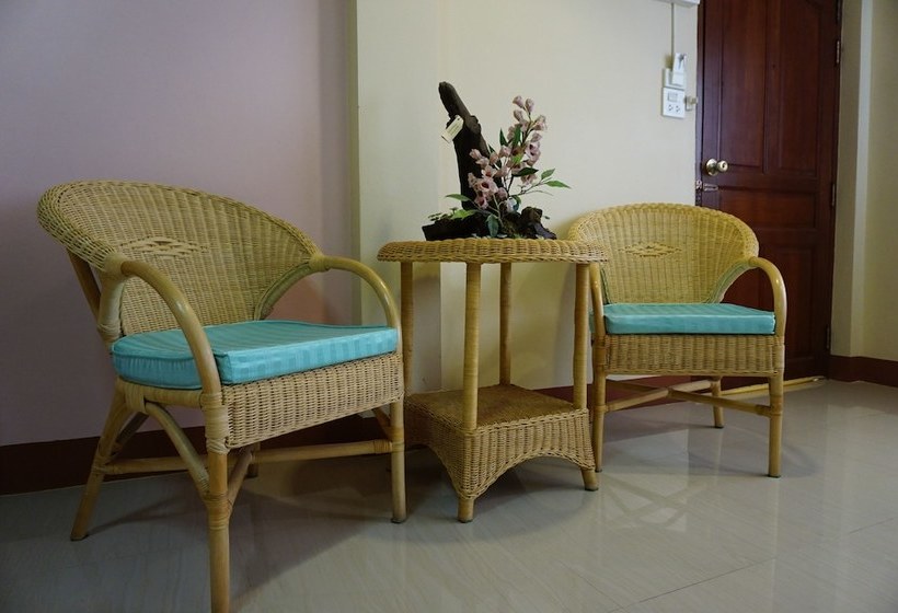 Otel Kumkaew Tawon Palace