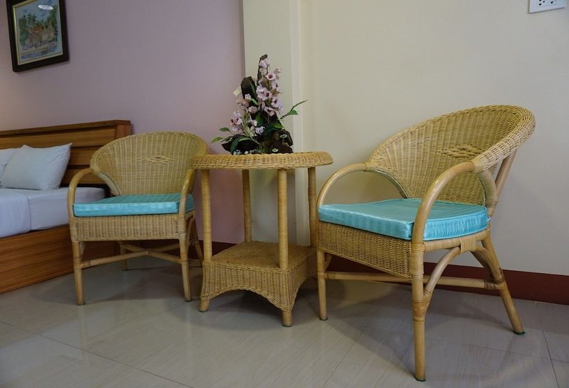 Otel Kumkaew Tawon Palace