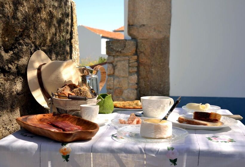 هتل Quinta Dos Carvalhos