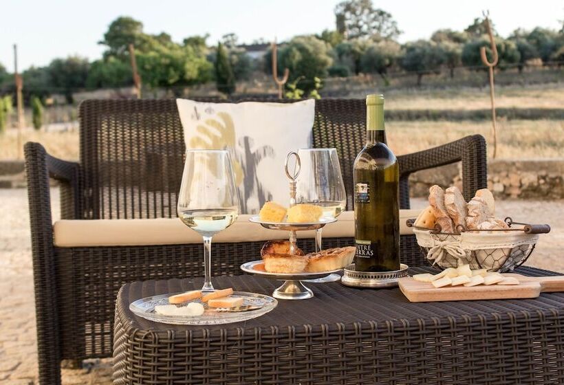 هتل Quinta Dos Carvalhos