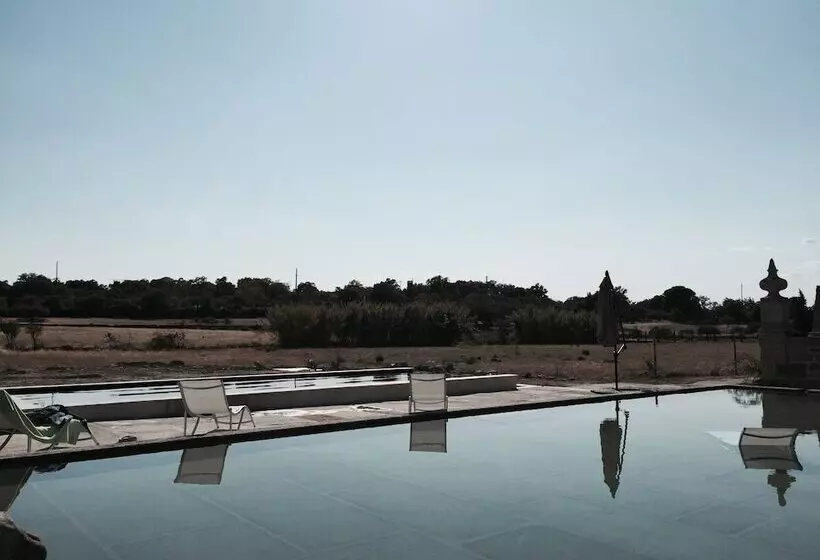 هتل Quinta Dos Carvalhos