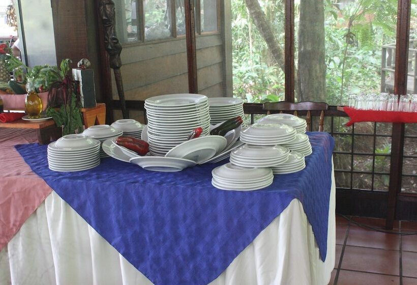 ホテル Rana Roja Lodge