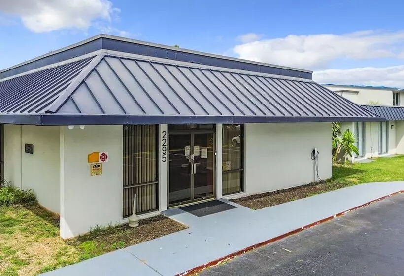 ホテル Stayable Kissimmee East