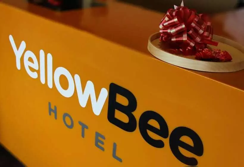 هتل Yellow Bee Tangerang