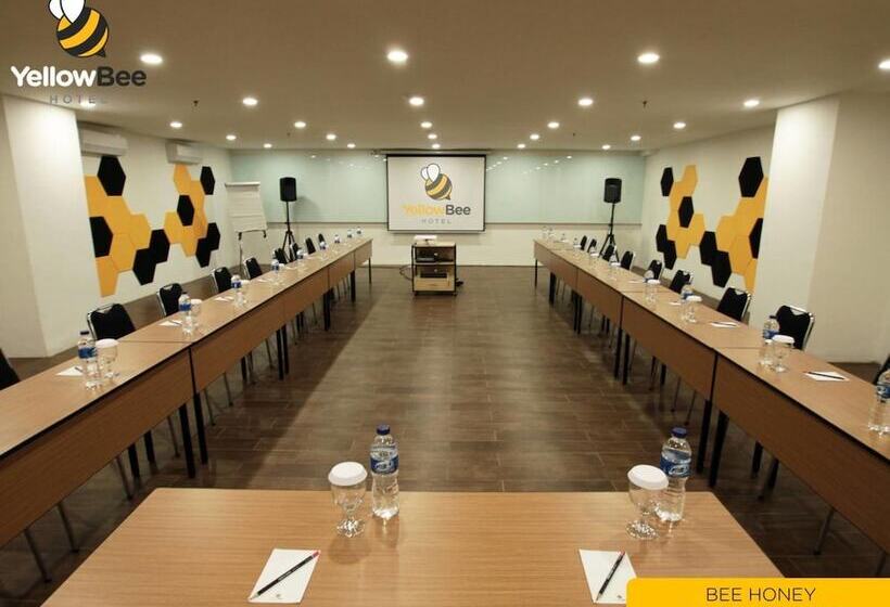 فندق Yellow Bee Tangerang