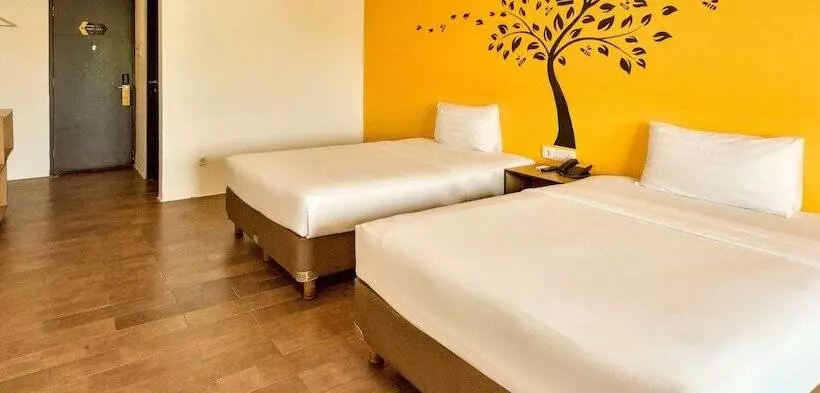 هتل Yellow Bee Tangerang