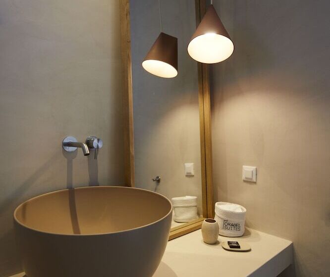 Orabel Suites Santorini