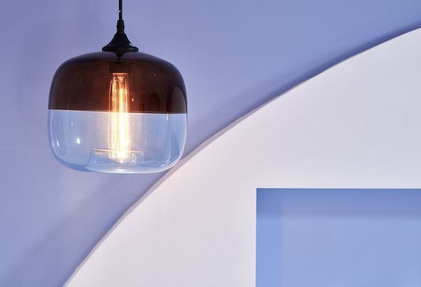 Orabel Suites Santorini