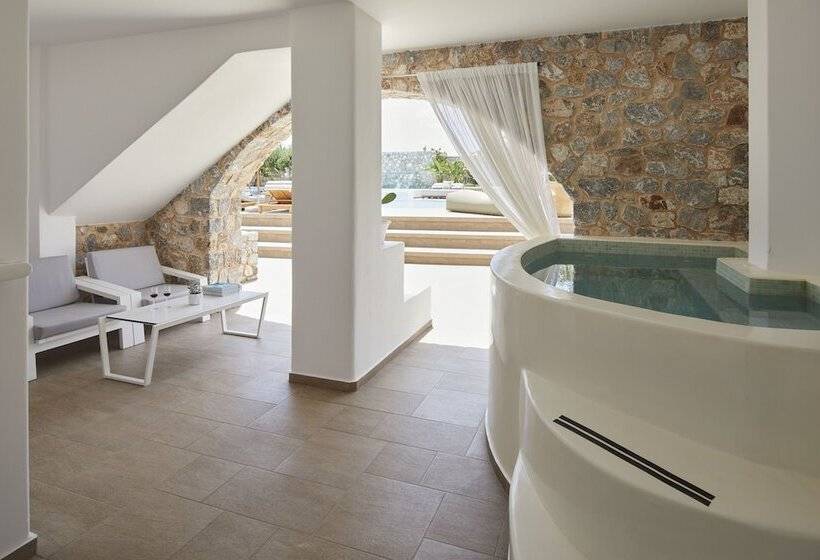 Orabel Suites Santorini