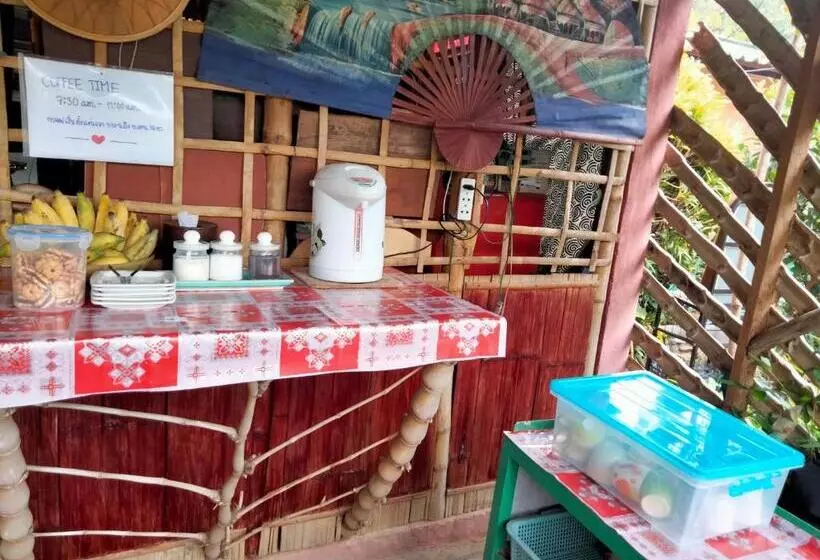 پانسیون Rainbow House Pai