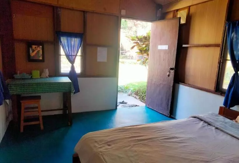 پانسیون Rainbow House Pai
