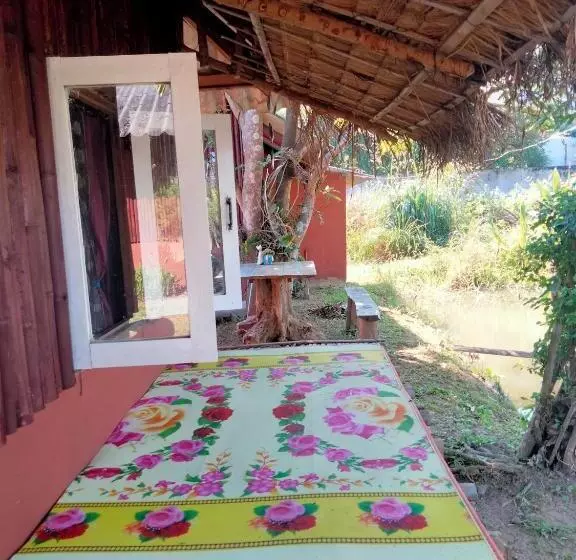 پانسیون Rainbow House Pai