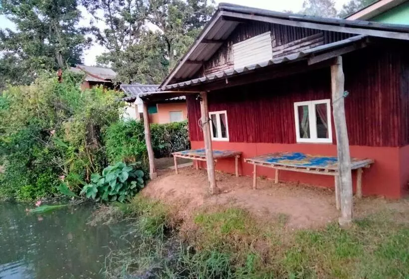پانسیون Rainbow House Pai