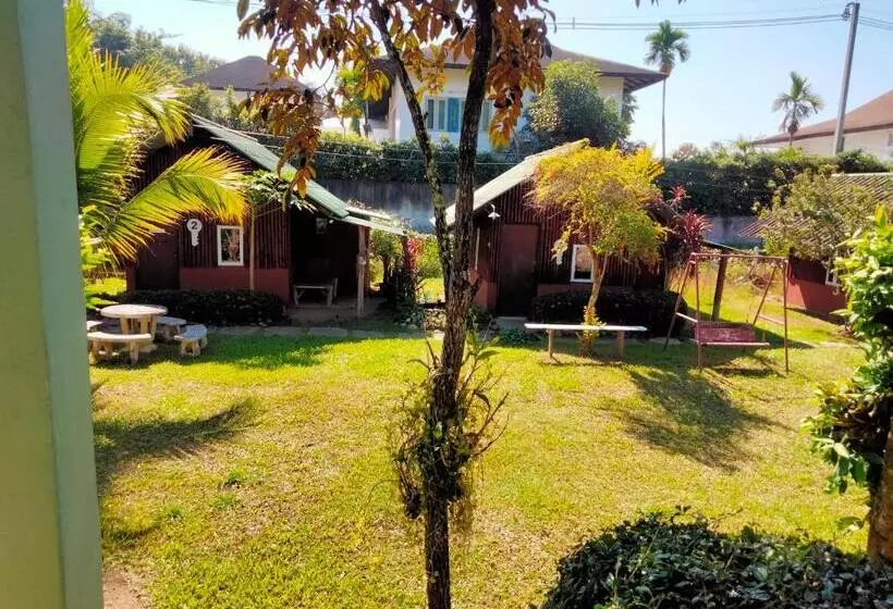 پانسیون Rainbow House Pai