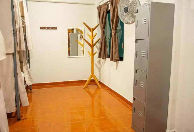 هاستل Posada Girasol