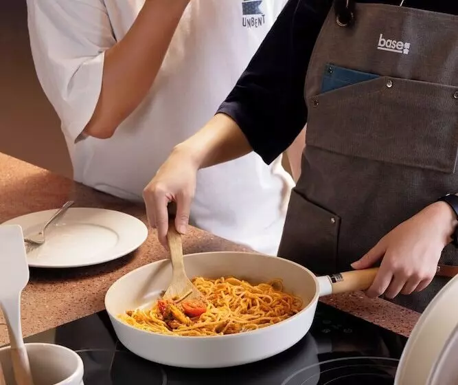 Base Beijing Wangfujing Serviced Apartment