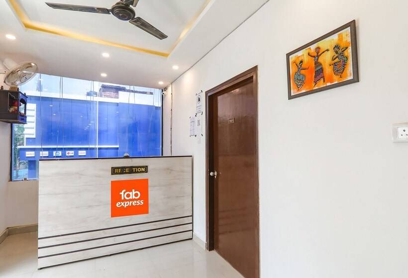 ホテル Fabexpress Elite Inn