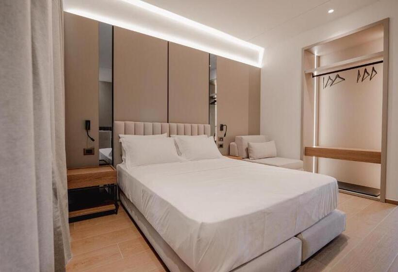 فندق Jost Caravel