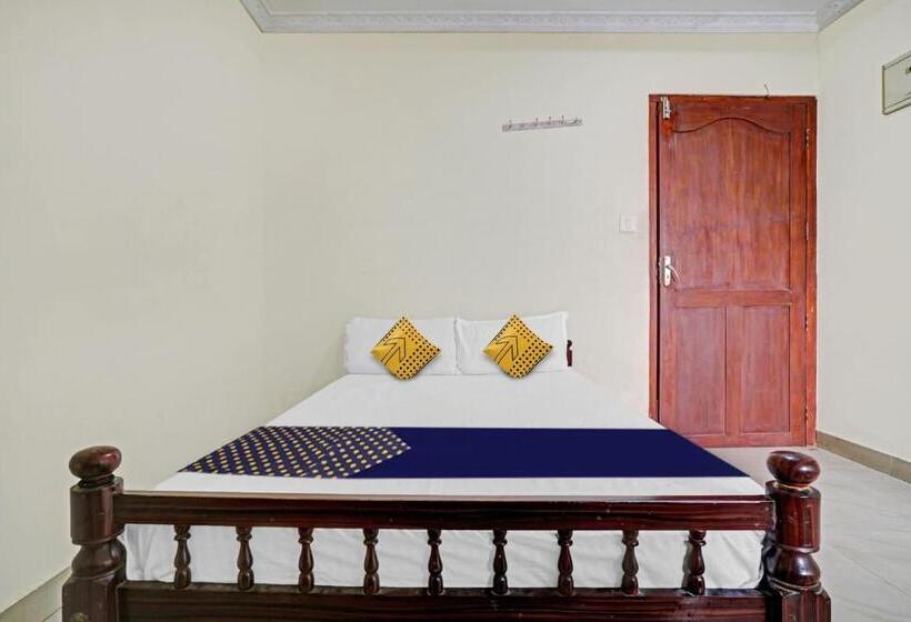 בית מלון כפרי Spot On 81226 Cherai Rest Home