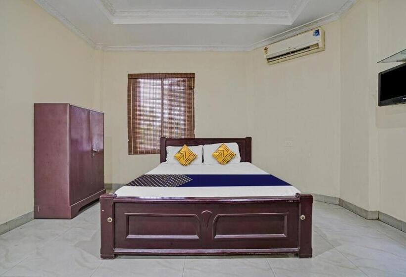 בית מלון כפרי Spot On 81226 Cherai Rest Home