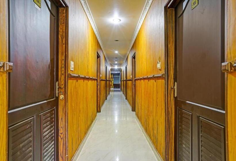 בית מלון כפרי Spot On 81226 Cherai Rest Home