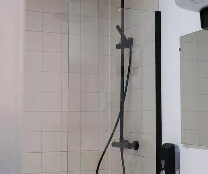 Urban Hotel The Golden Stork